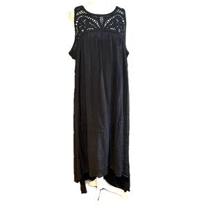 Cable & Gauge, NWT Black high low Dress with crocheted top, Size L